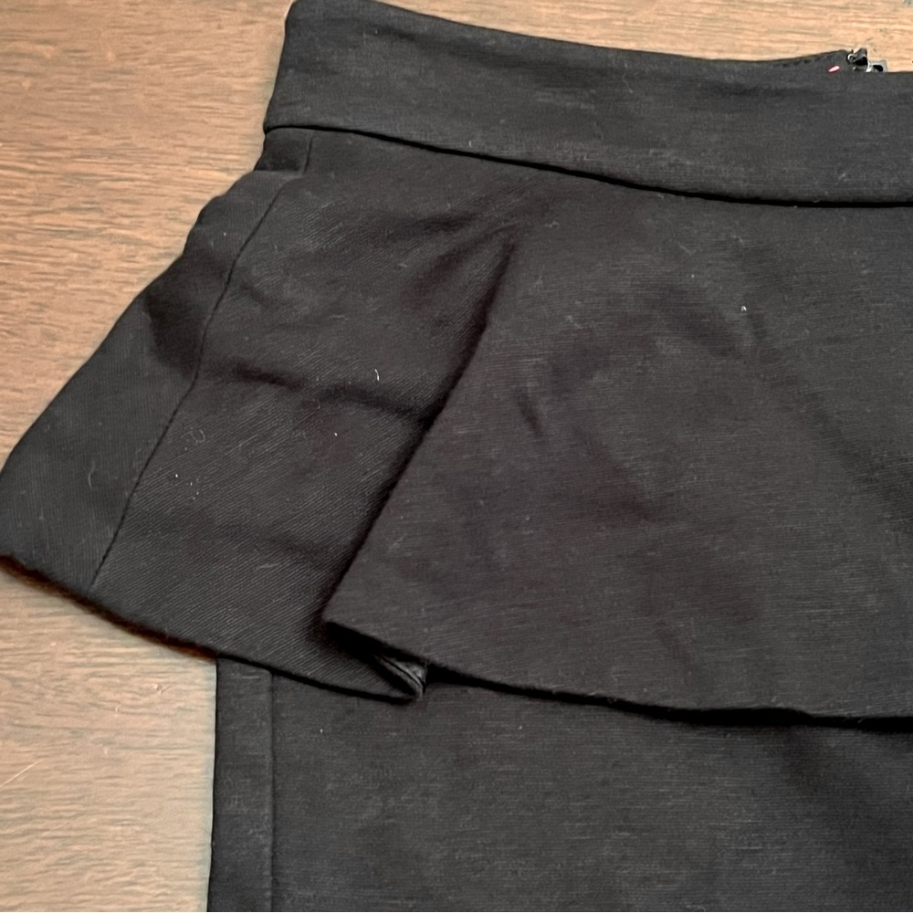 Alice + Olivia Black Thick Stretch Peplum Pencil Skirt - Picture 4 of 10